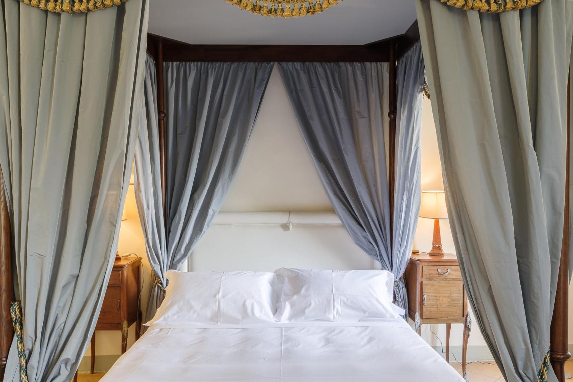 Palazzo Dragoni Hotell Spoleto Exteriör bild
