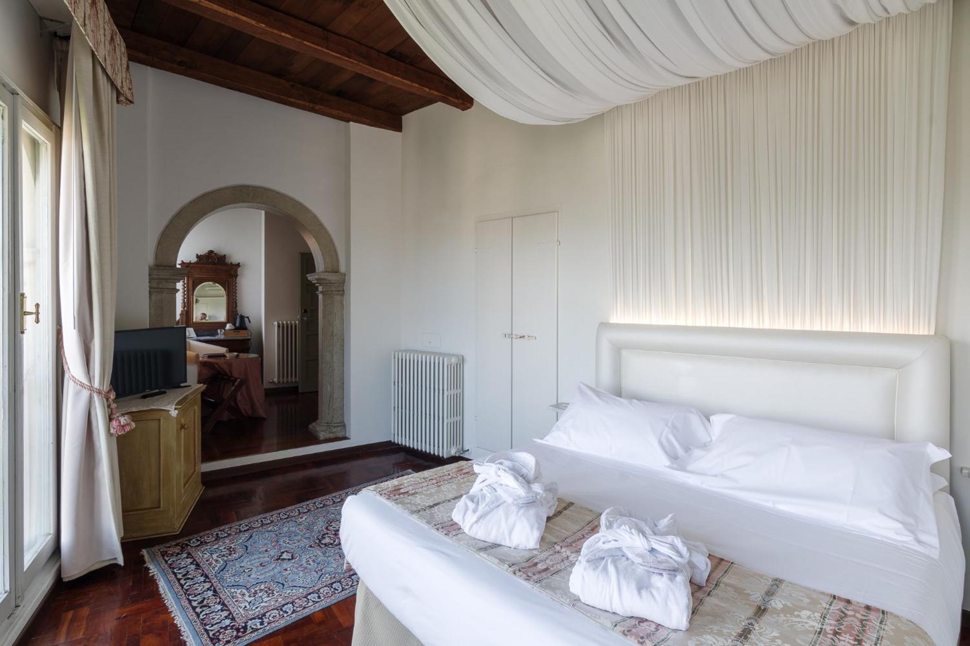 Palazzo Dragoni Hotell Spoleto Exteriör bild