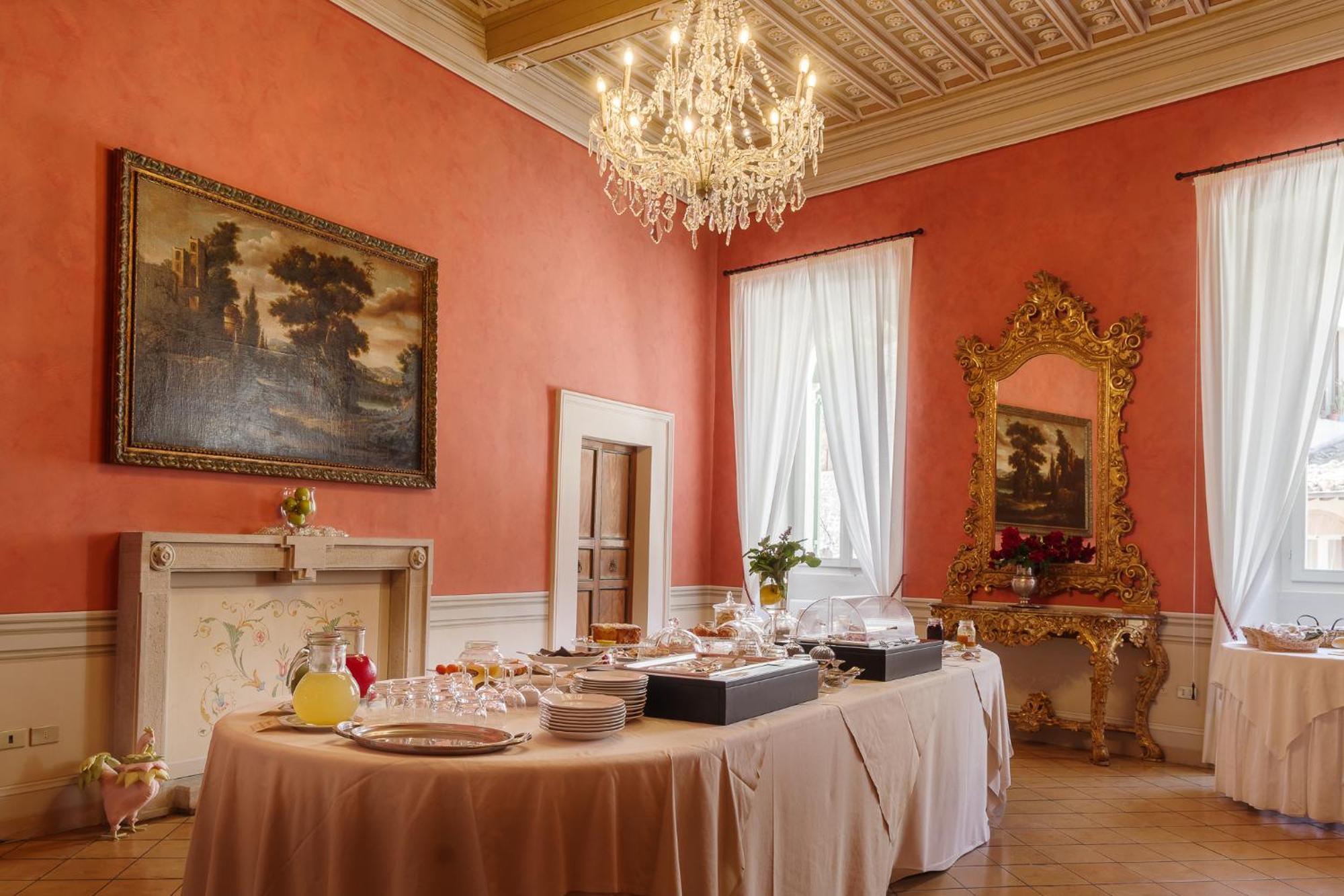 Palazzo Dragoni Hotell Spoleto Exteriör bild